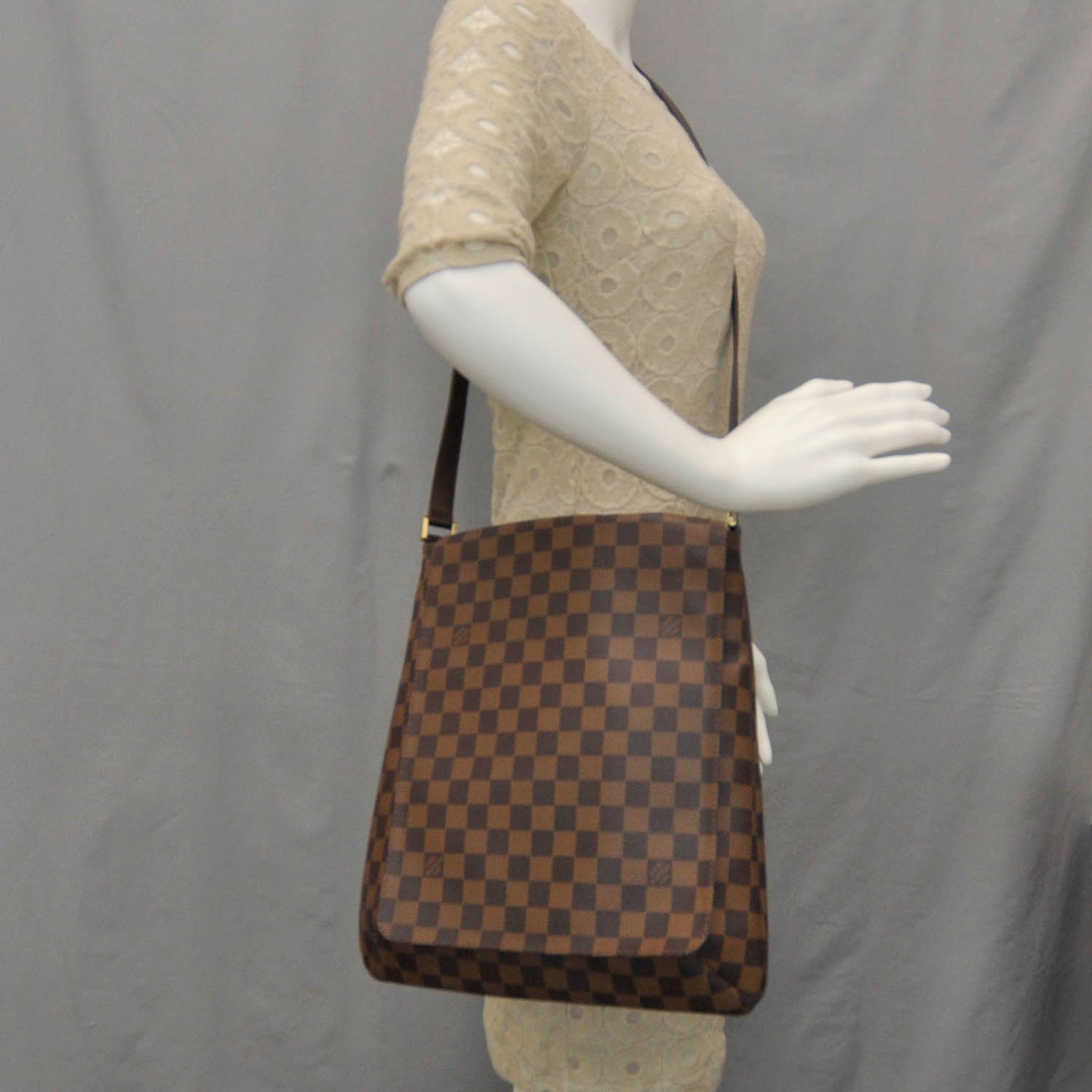 Damier Ebene Musette GM