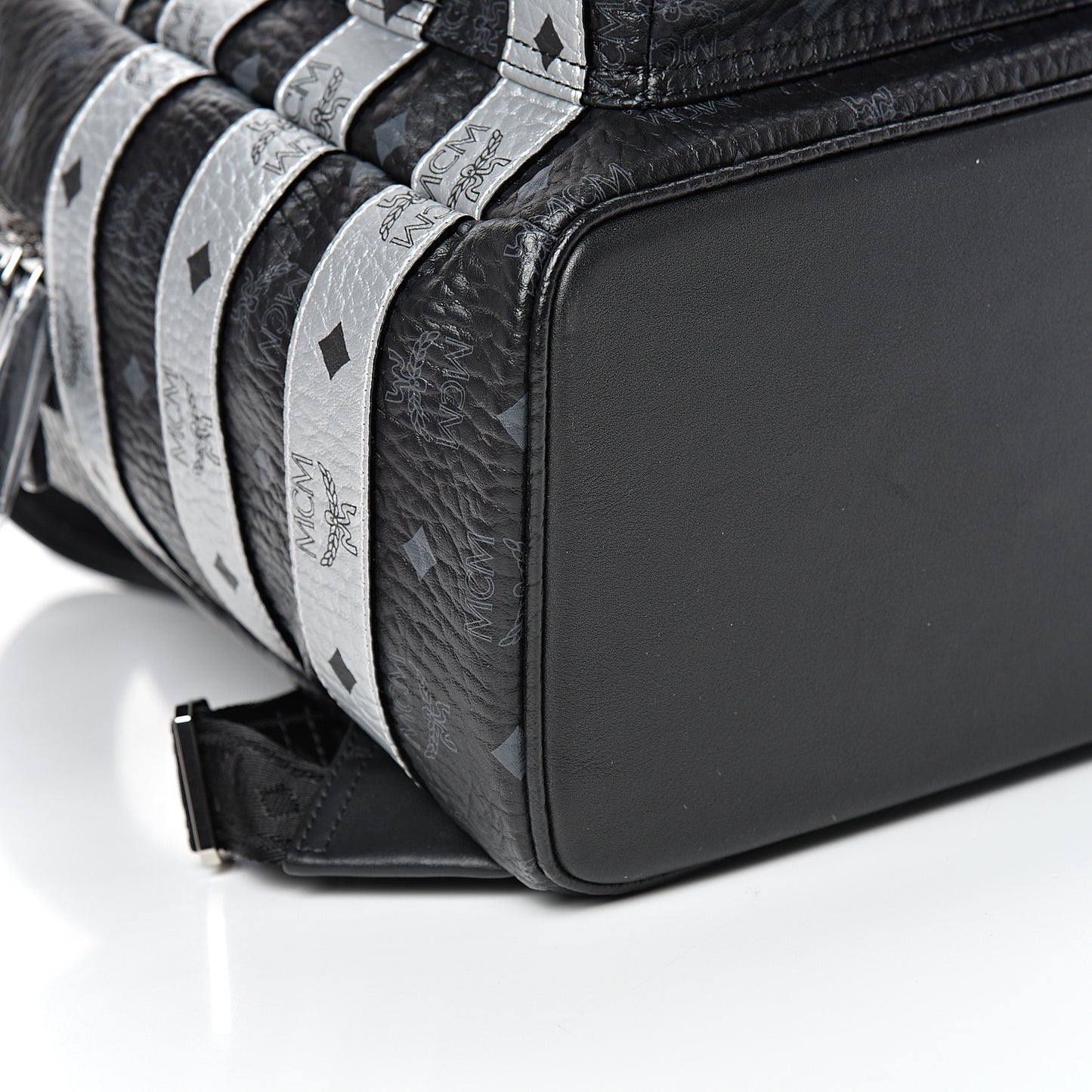 Metallic Visetos Striped Medium Stark Backpack Silver Black