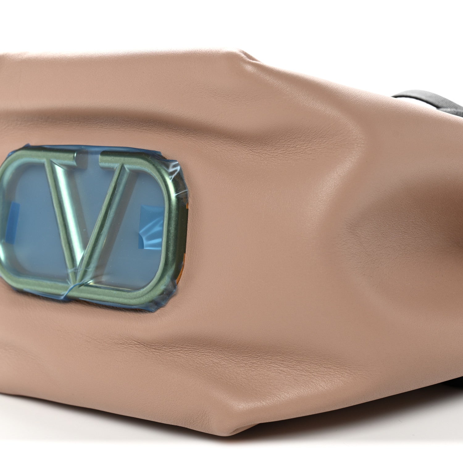 Valentino Garavani Vitello Ayers VLogo Bucket Bag Rose Cannelle 9 of 9