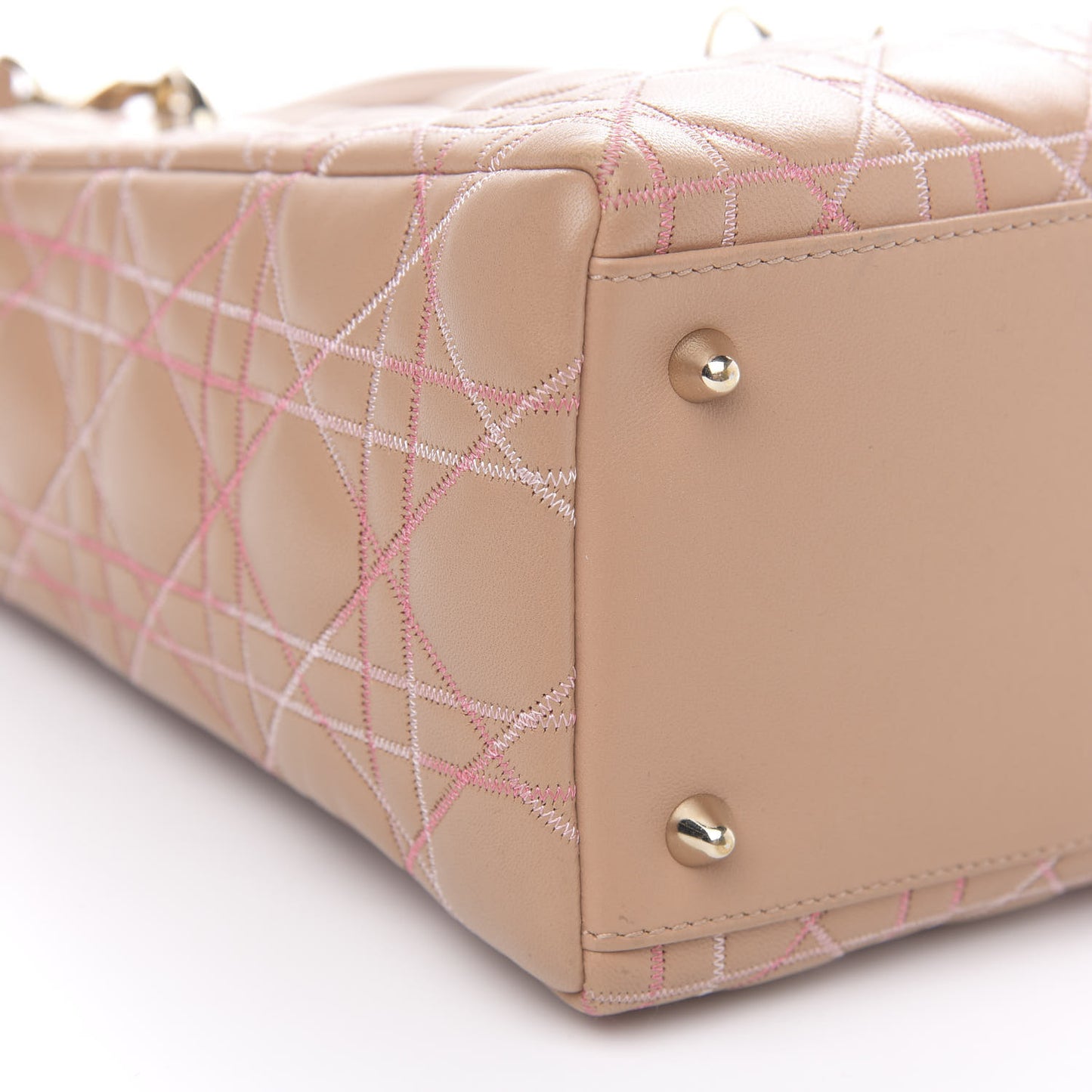 Lambskin Cannage Contrast Stitch Medium Lady Dior Beige