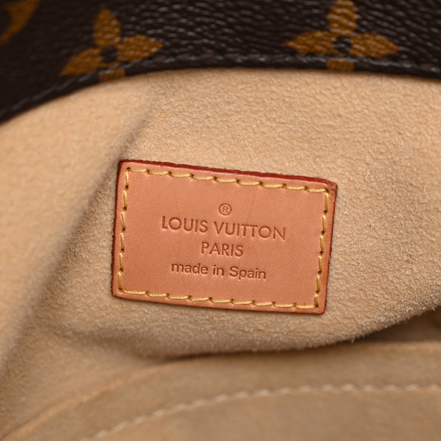 Louis Vuitton Monogram Artsy MM 6 of 9