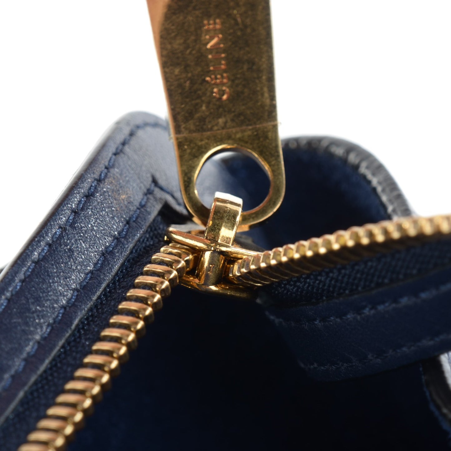 Smooth Calfskin Medium Trapeze Indigo