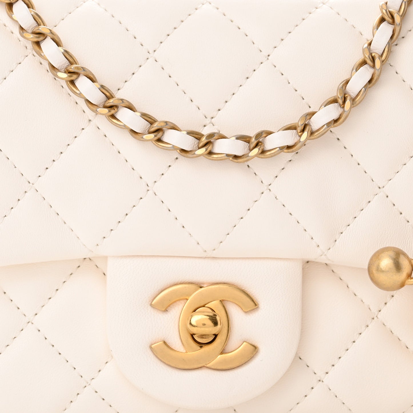 Lambskin Quilted Mini Pearl Crush Flap White