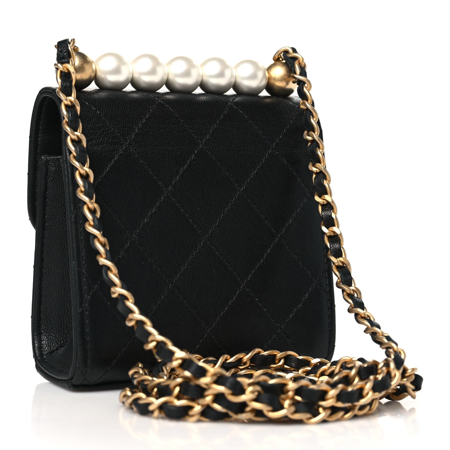 Goatskin Chic Pearls Clutch On Chain Black