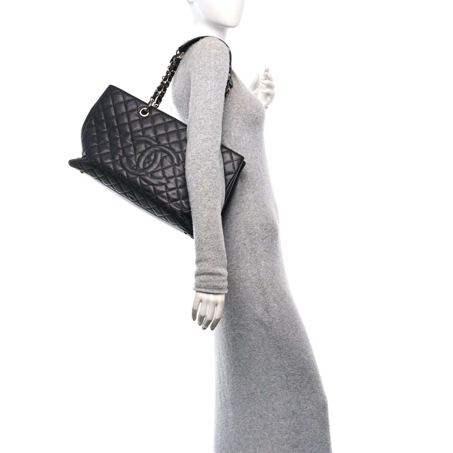 Caviar Quilted XL Grand Shopping Tote GST Black