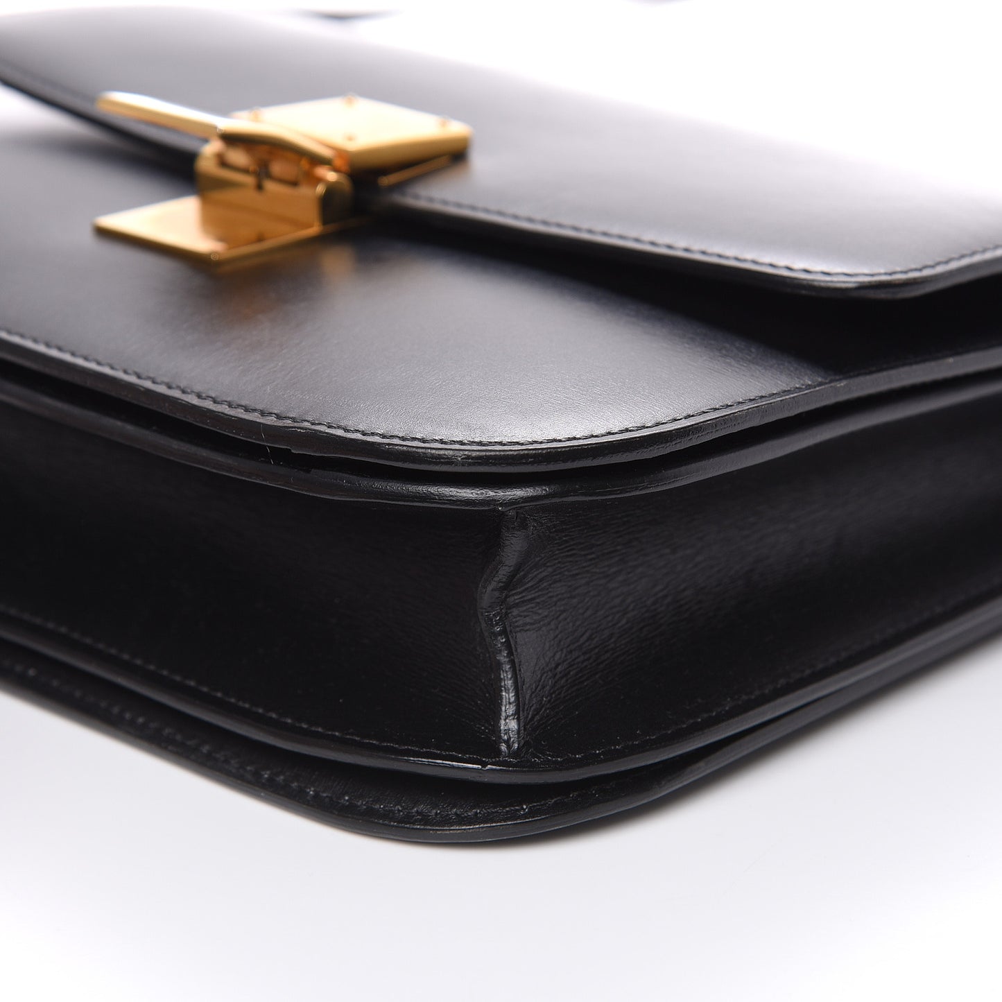Box Calfskin Medium Classic Box Flap Bag Black