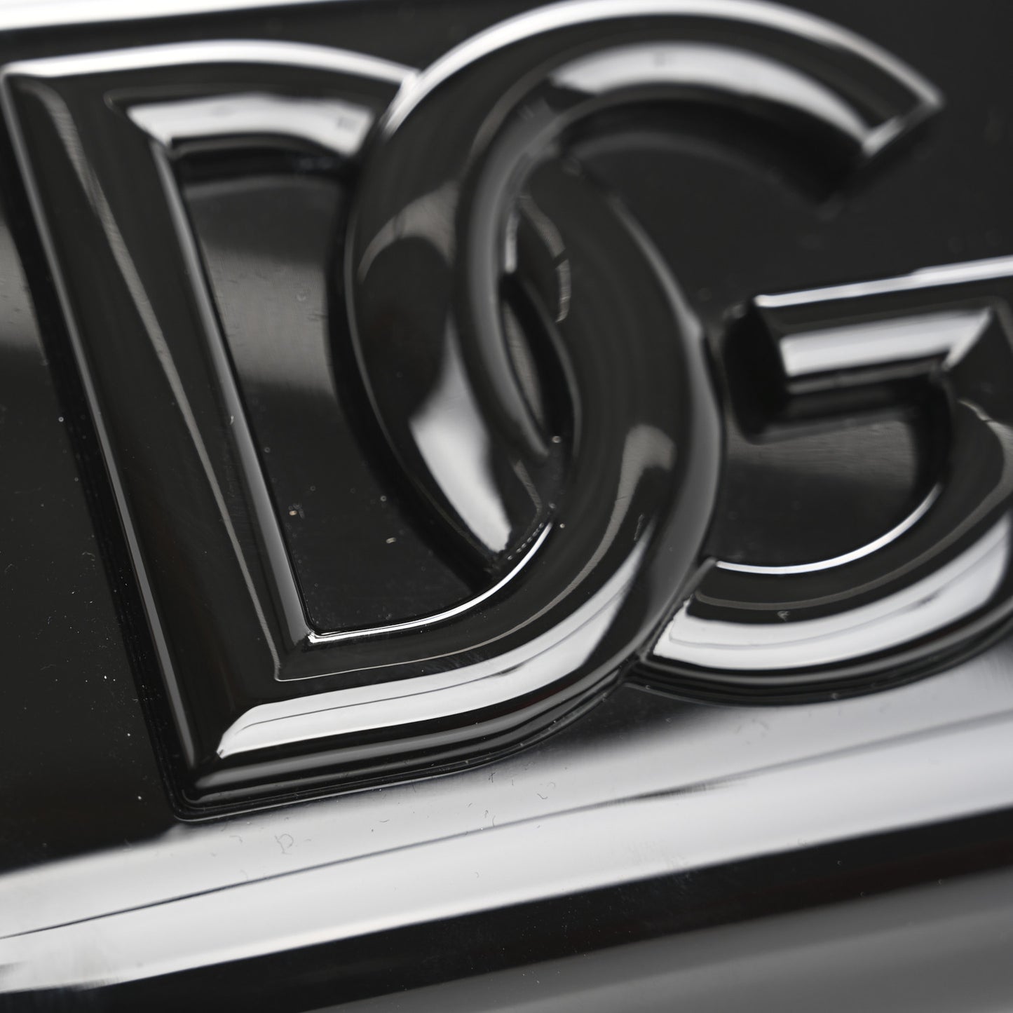 Acrylic Dolce Box Clutch Black