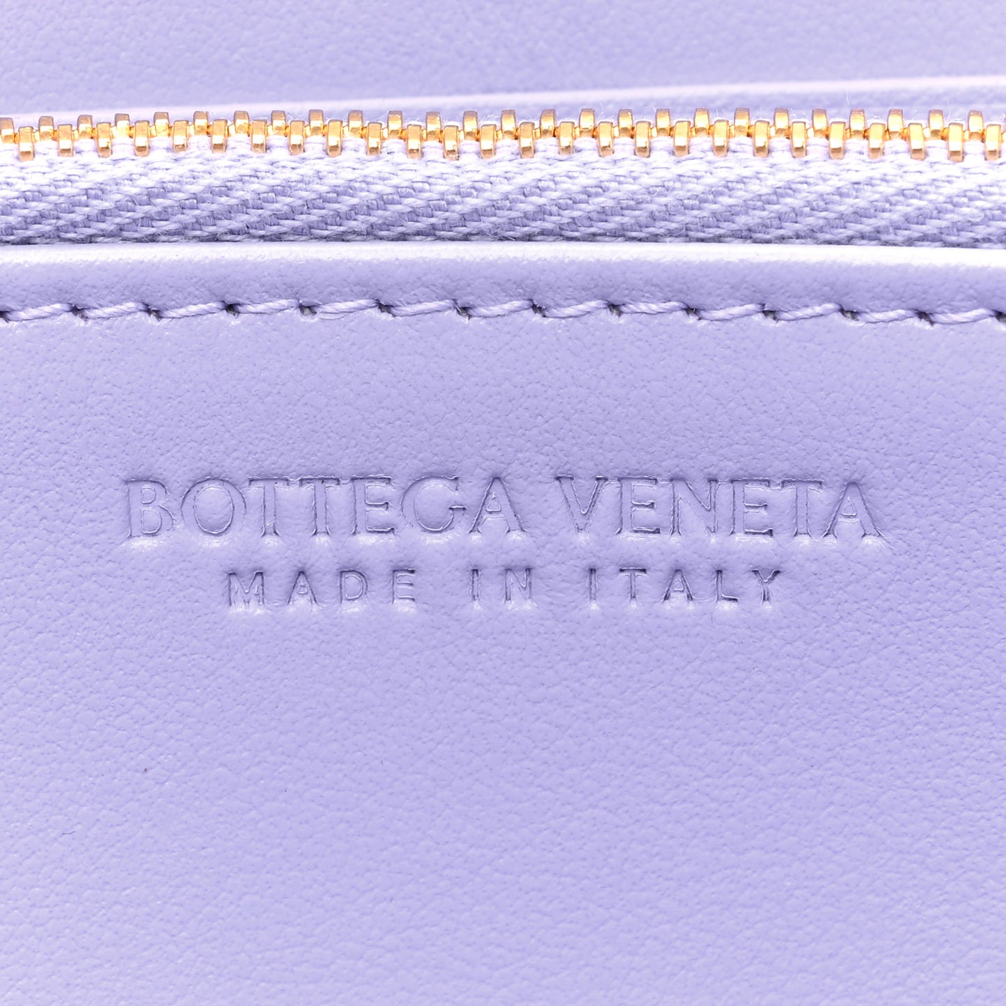 Shiny Calfskin Intreccio Wallet Wisteria