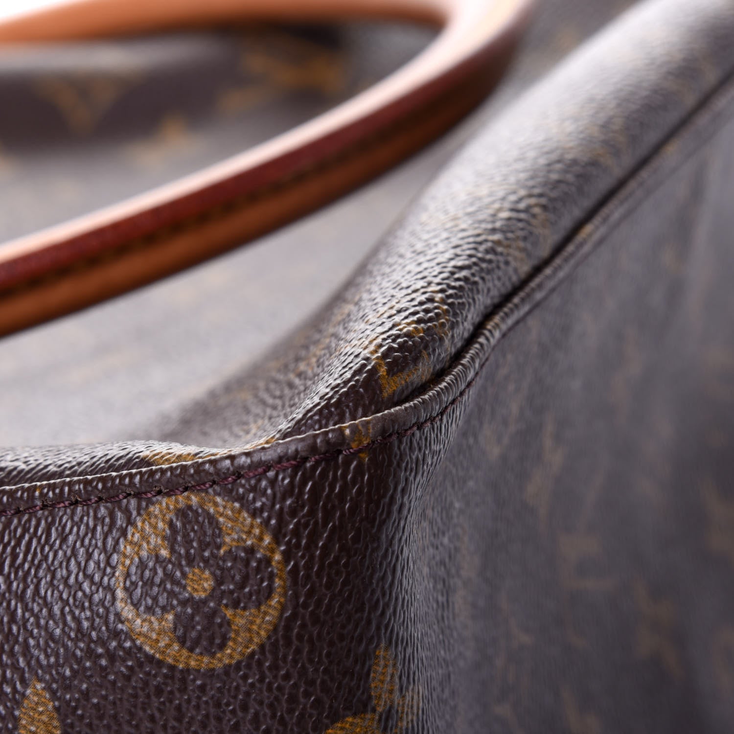 Louis Vuitton Monogram Looping GM 4 of 11