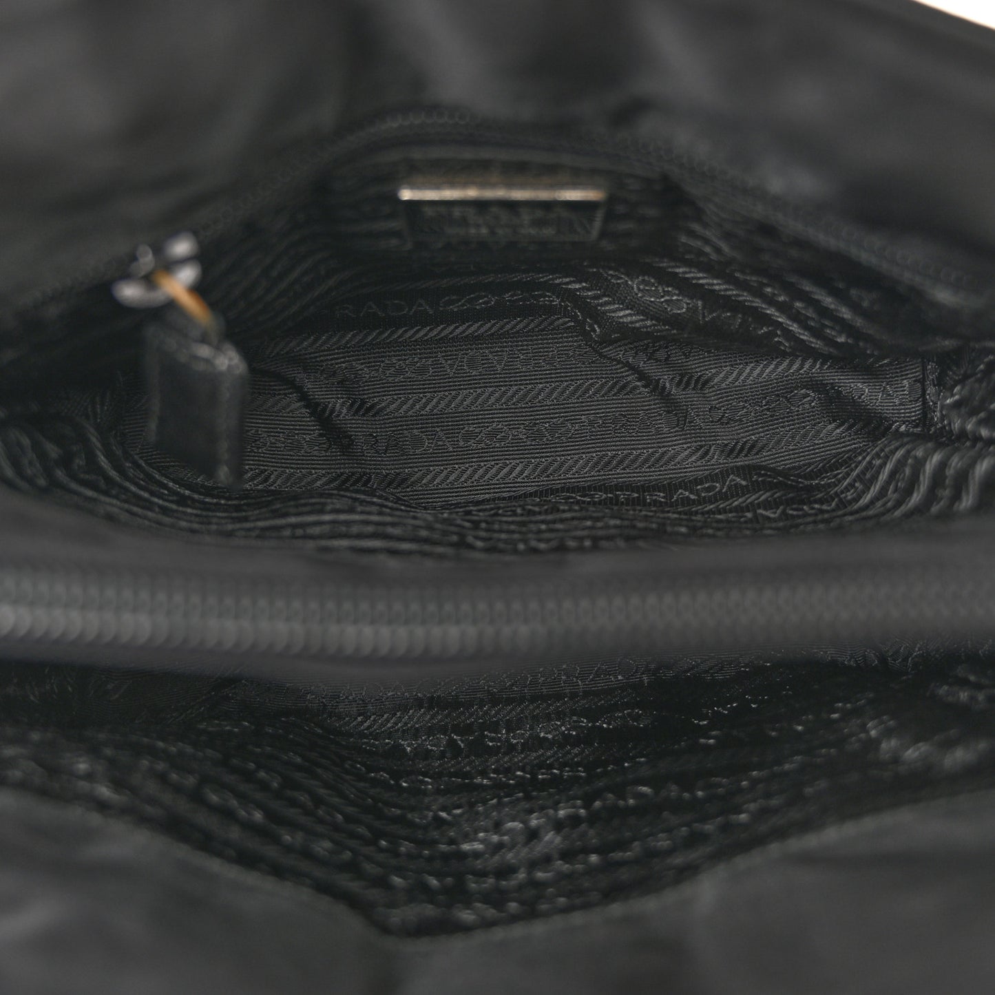 Tessuto Nylon Acciaio Chain Shoulder Bag Black