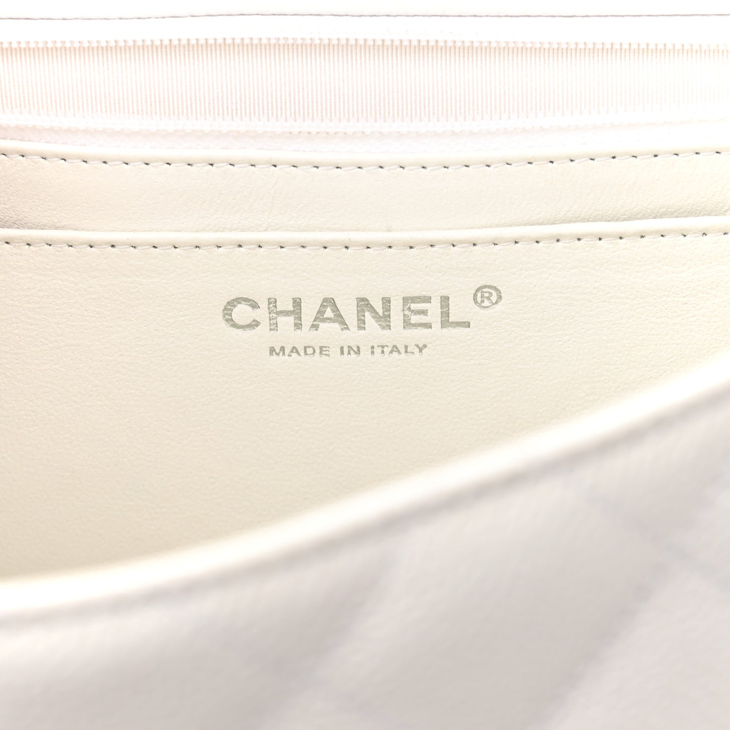 Caviar Quilted Jumbo Single Flap White