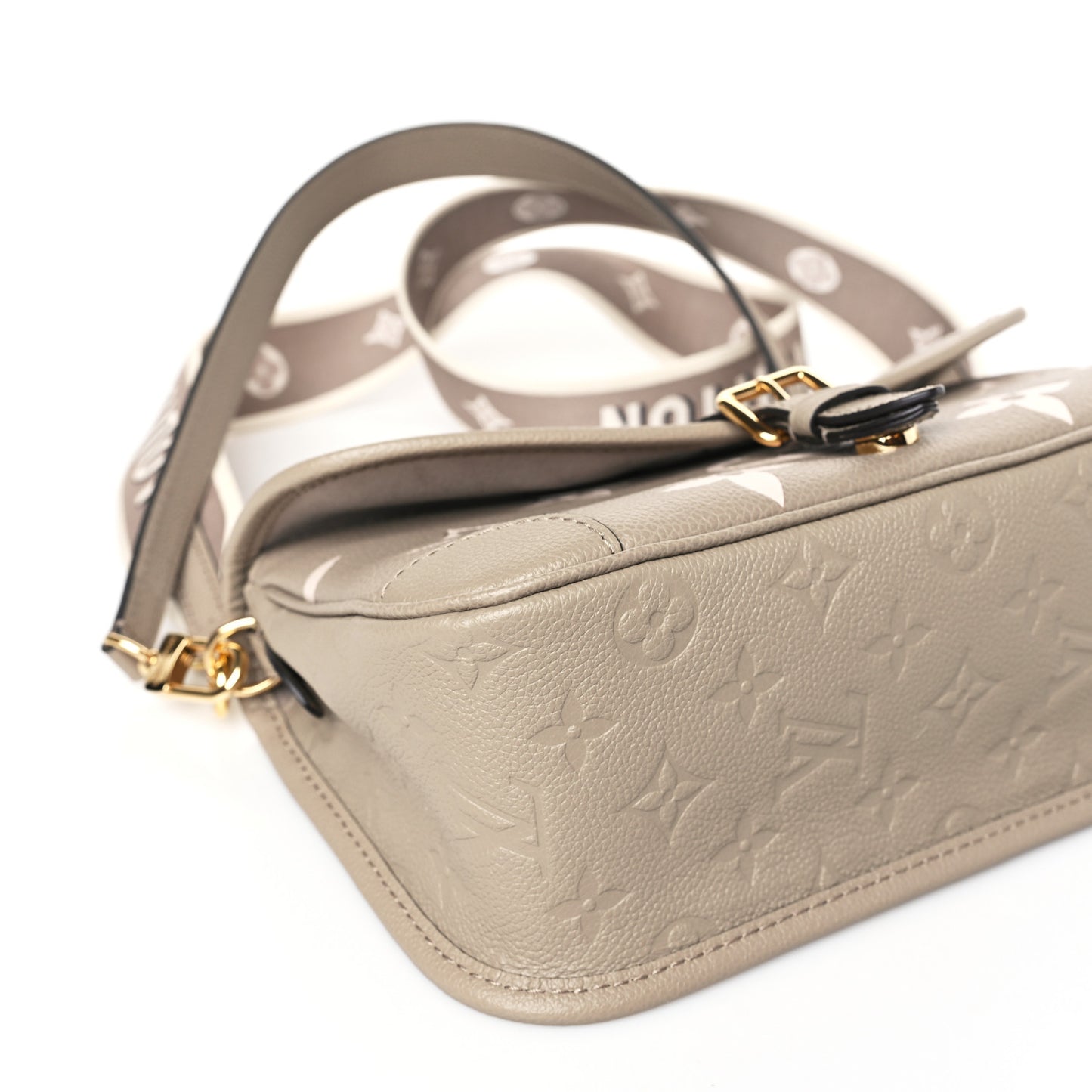 Empreinte Monogram Giant Diane Tourterelle Creme