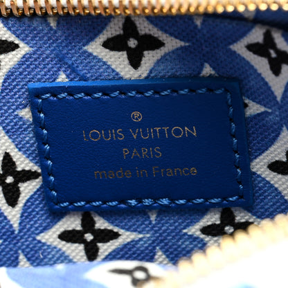 Louis Vuitton LOUIS VUITTON Monogram Giant By The Pool 2.0 Wapity Case Blue 6 of 7