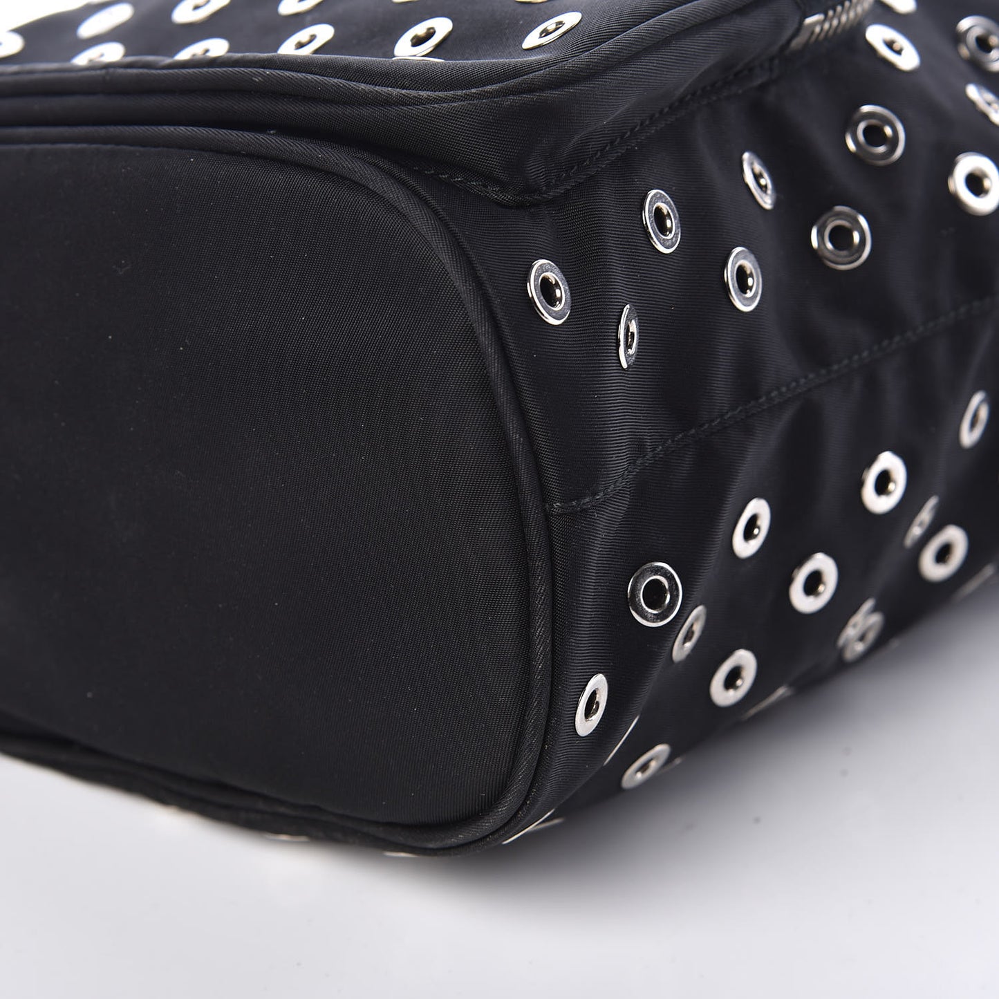 Tessuto Nylon Saffiano Grommets Mini Bucket Crossbody Bag Black