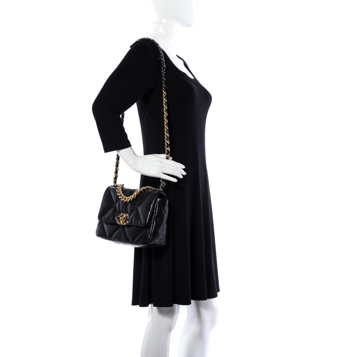 Lambskin Quilted Medium Chanel 19 Flap Black