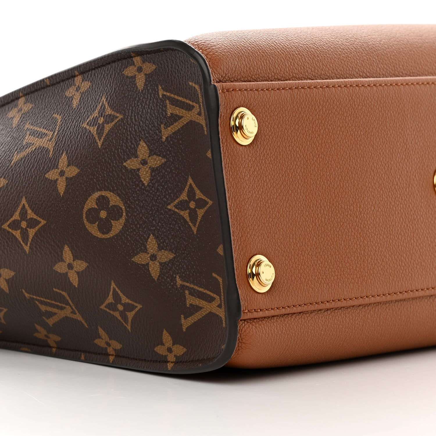 Louis Vuitton Calfskin Monogram On My Side MM Chataigne 8 of 11