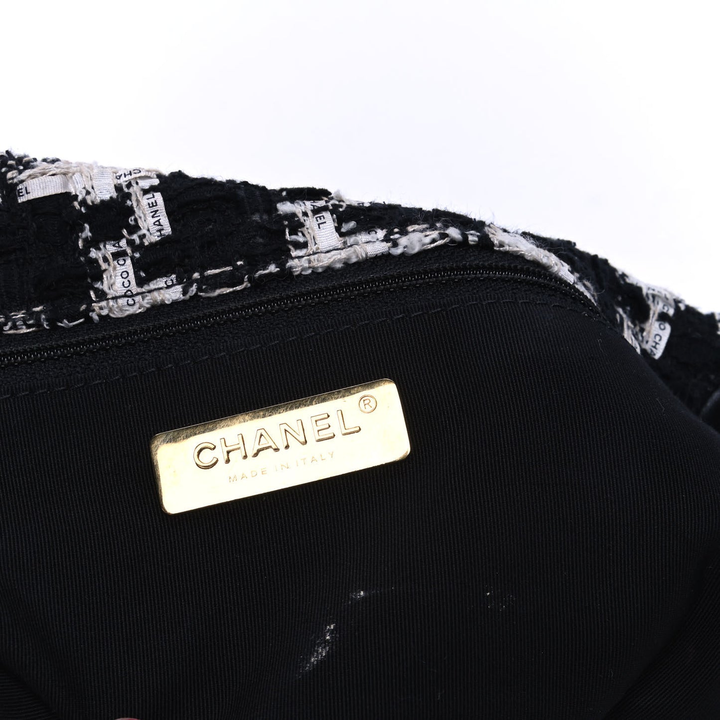 Tweed Quilted Medium Chanel 19 Flap Black Ecru White