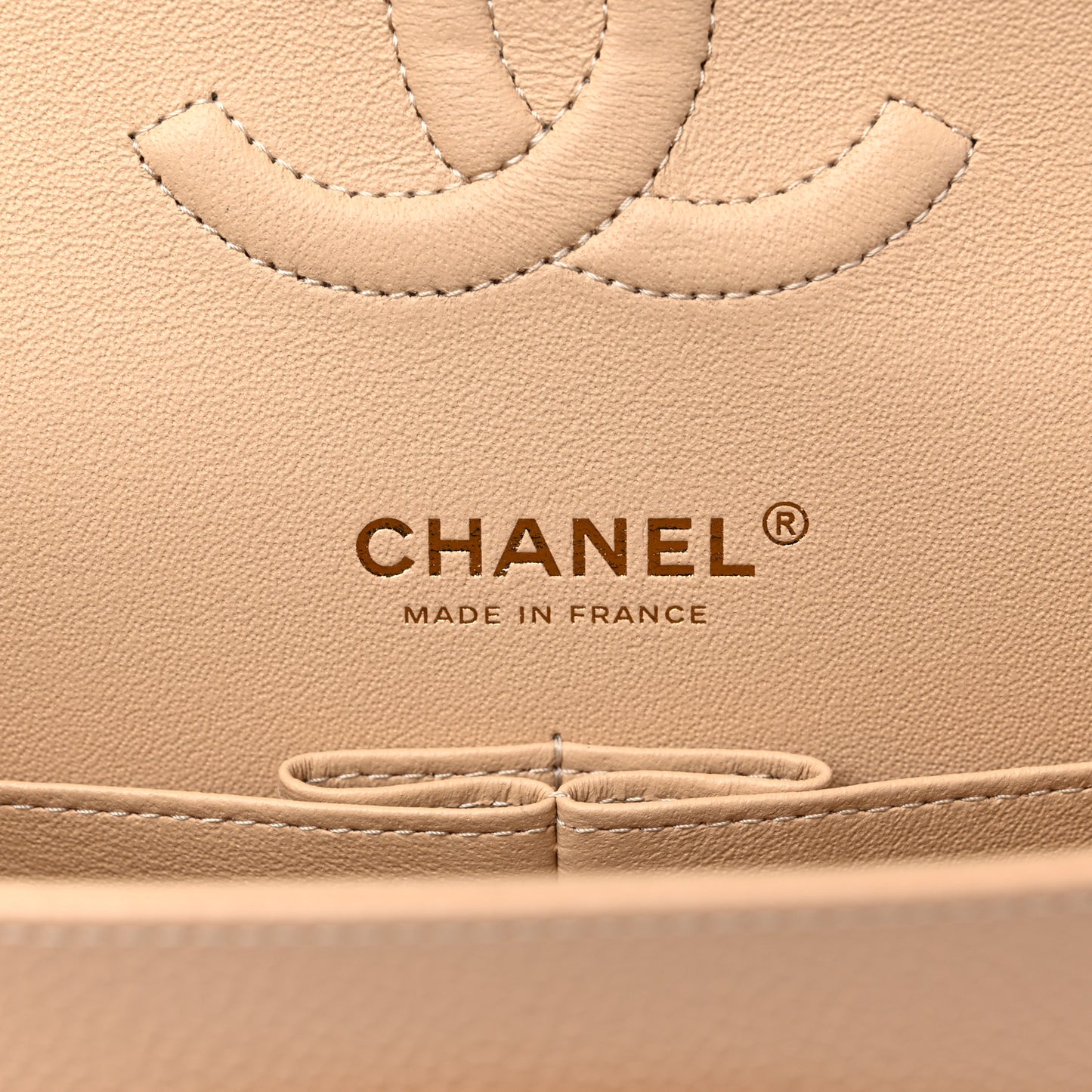 Caviar Quilted Medium Double Flap Beige Clair
