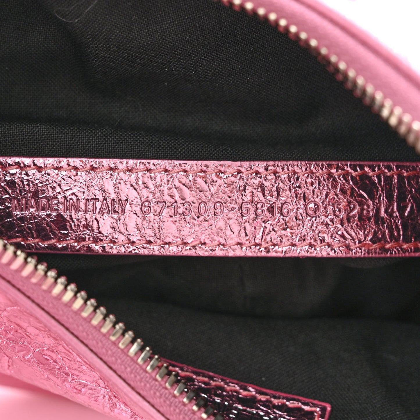 Metallic Agneau Arena Crystal Le Cagole Shoulder Bag XS Met Pink