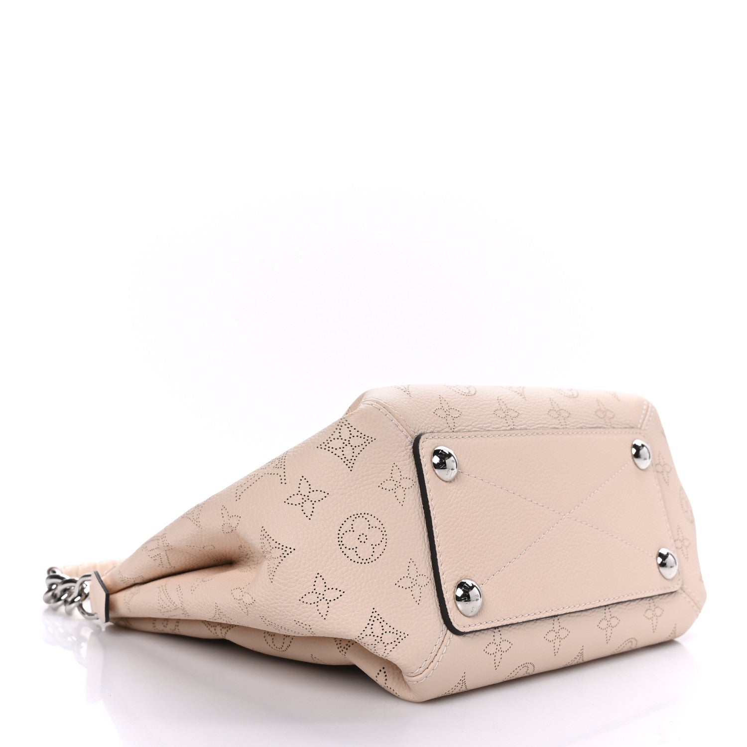 Louis Vuitton Mahina Babylone Chain BB Cream 9 of 11