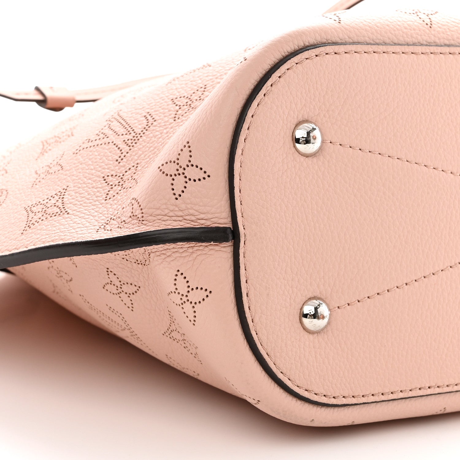 Louis Vuitton Mahina Girolata Magnolia 10 of 14
