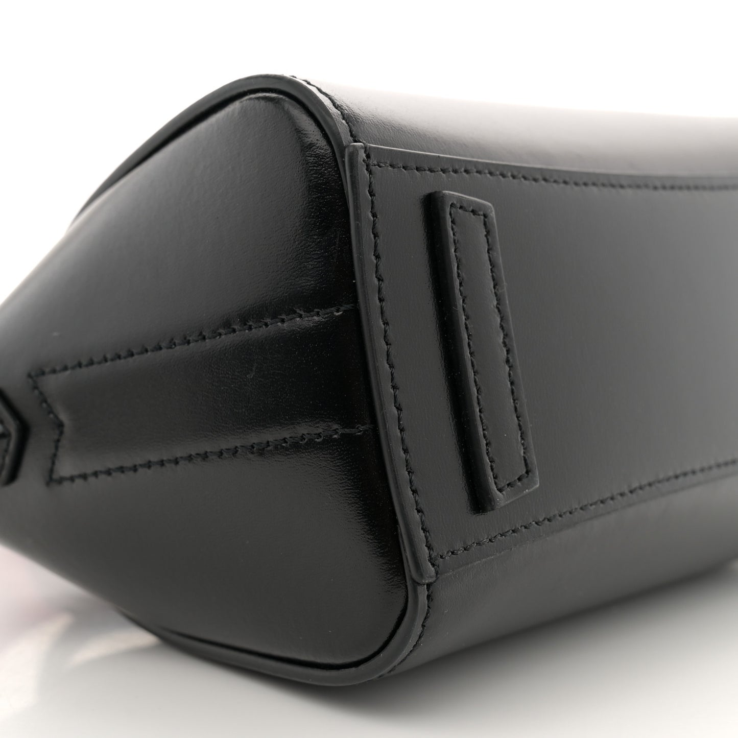 Box Calfskin Toy Antigona Black Red