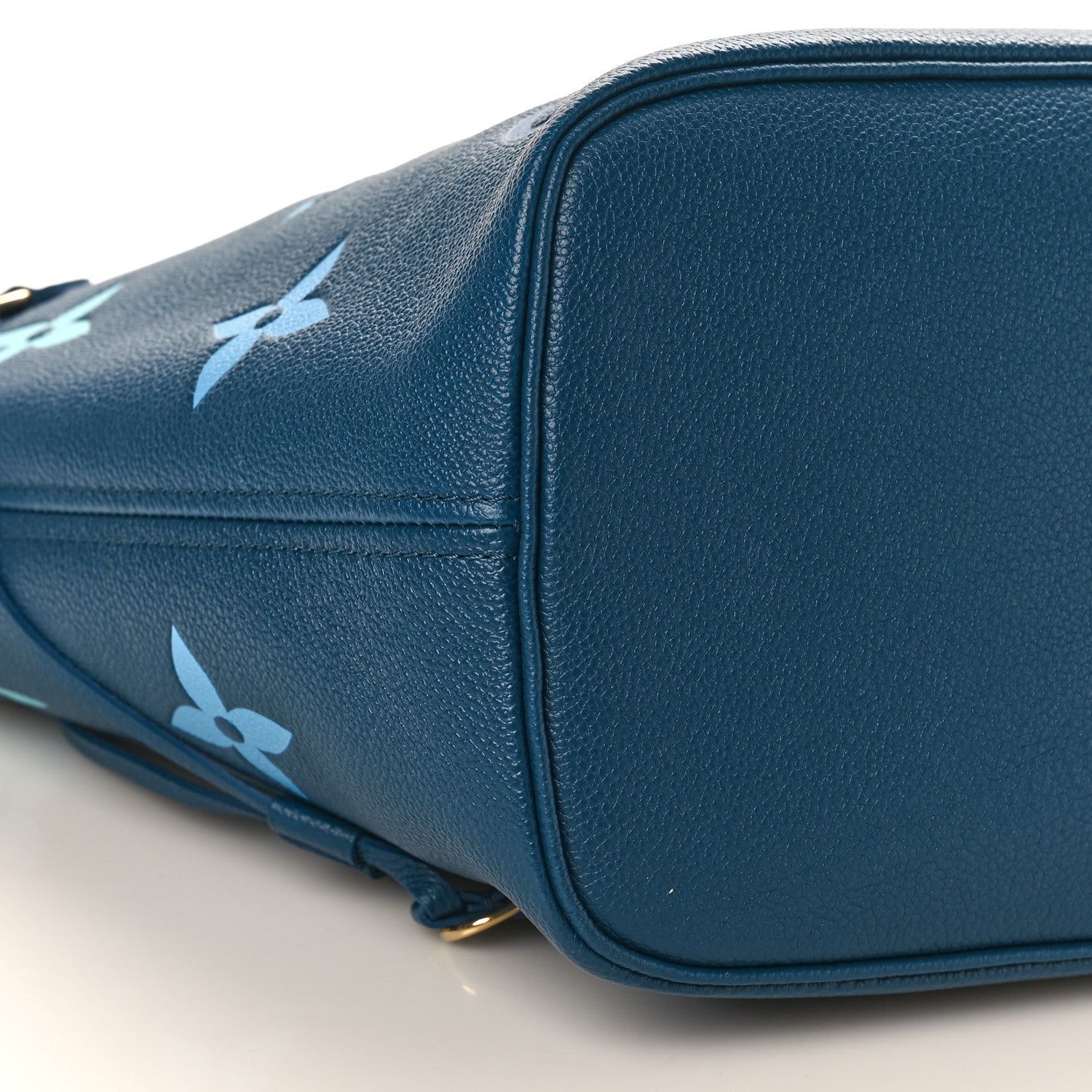 Louis Vuitton Empreinte Monogram Giant Neverfull MM Degrade Bleu 9 of 10