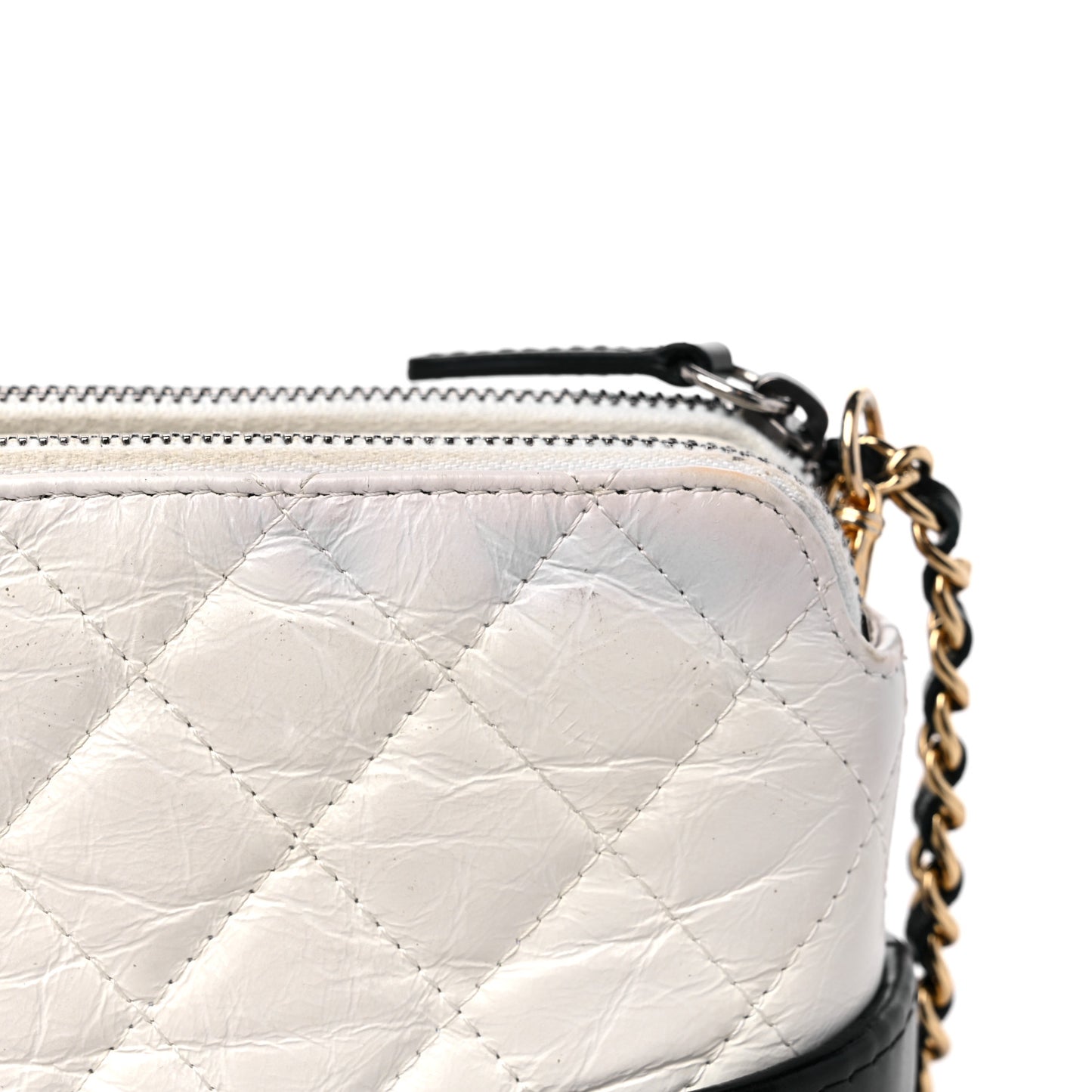 Aged Calfskin Quilted Small Gabrielle Clutch With Chain White Black