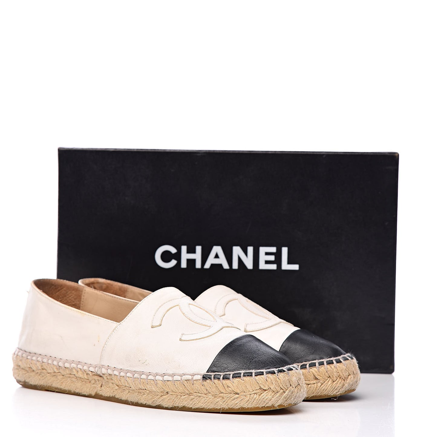 Lambskin CC Espadrilles 38 White Black