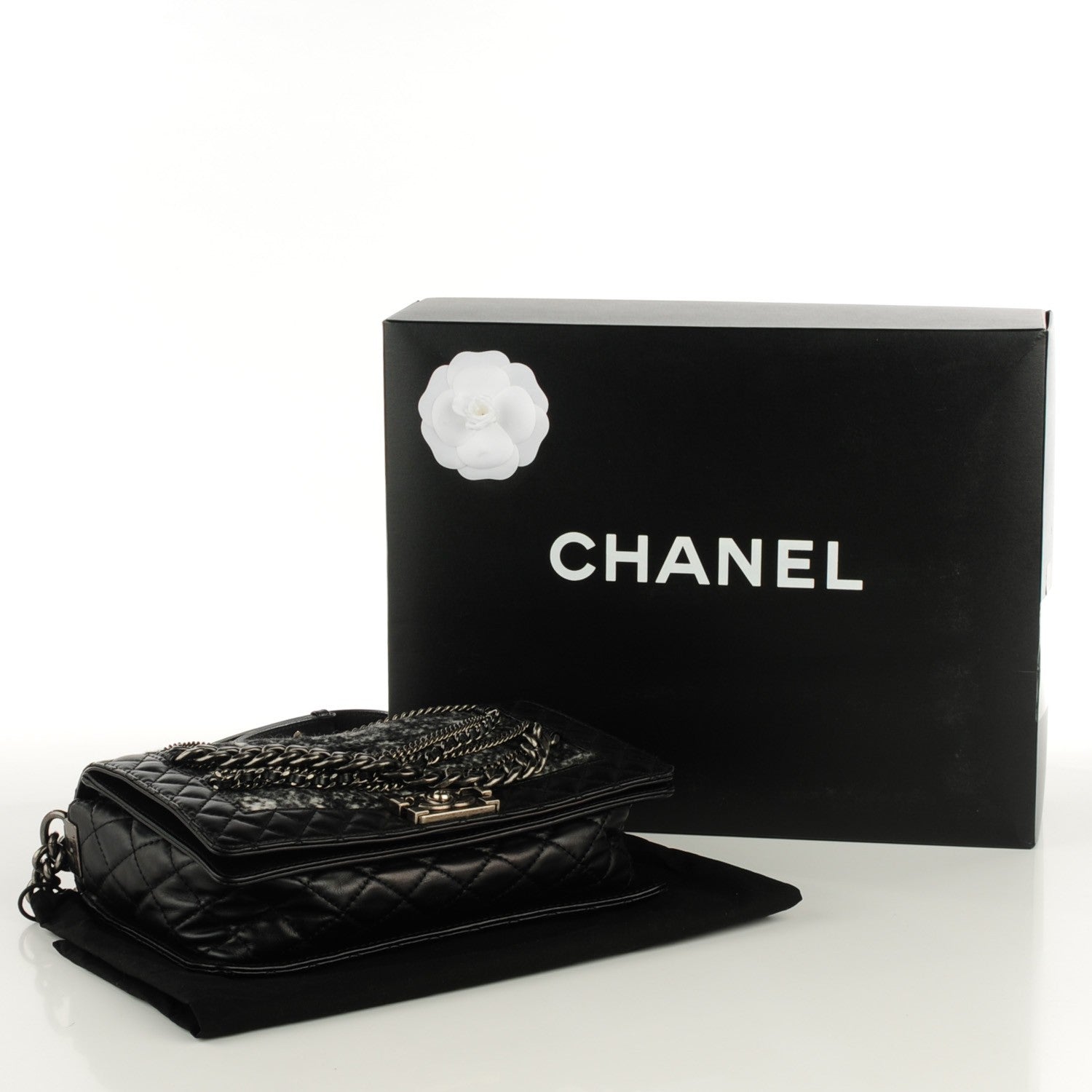 Chanel Calfskin Tweed Enchained Medium Boy Flap Black 4 of 8