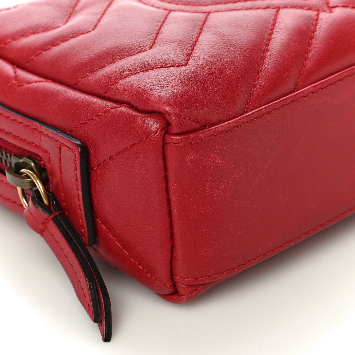 Gucci Calfskin Matelasse GG Marmont Cosmetic Case Hibiscus Red 9 of 12