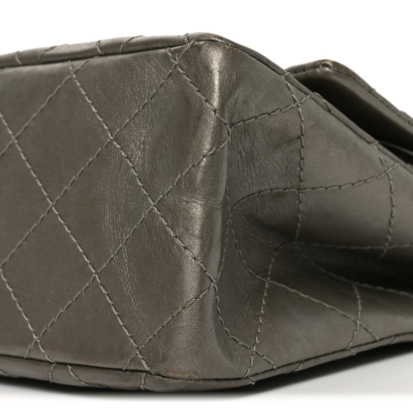 Metallic Aged Calfskin Quilted 2.55 Reissue 226 Flap Dark Gold