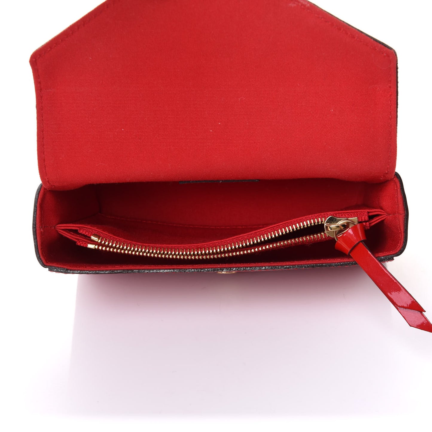 Vernis Lucie Pouch Cherry
