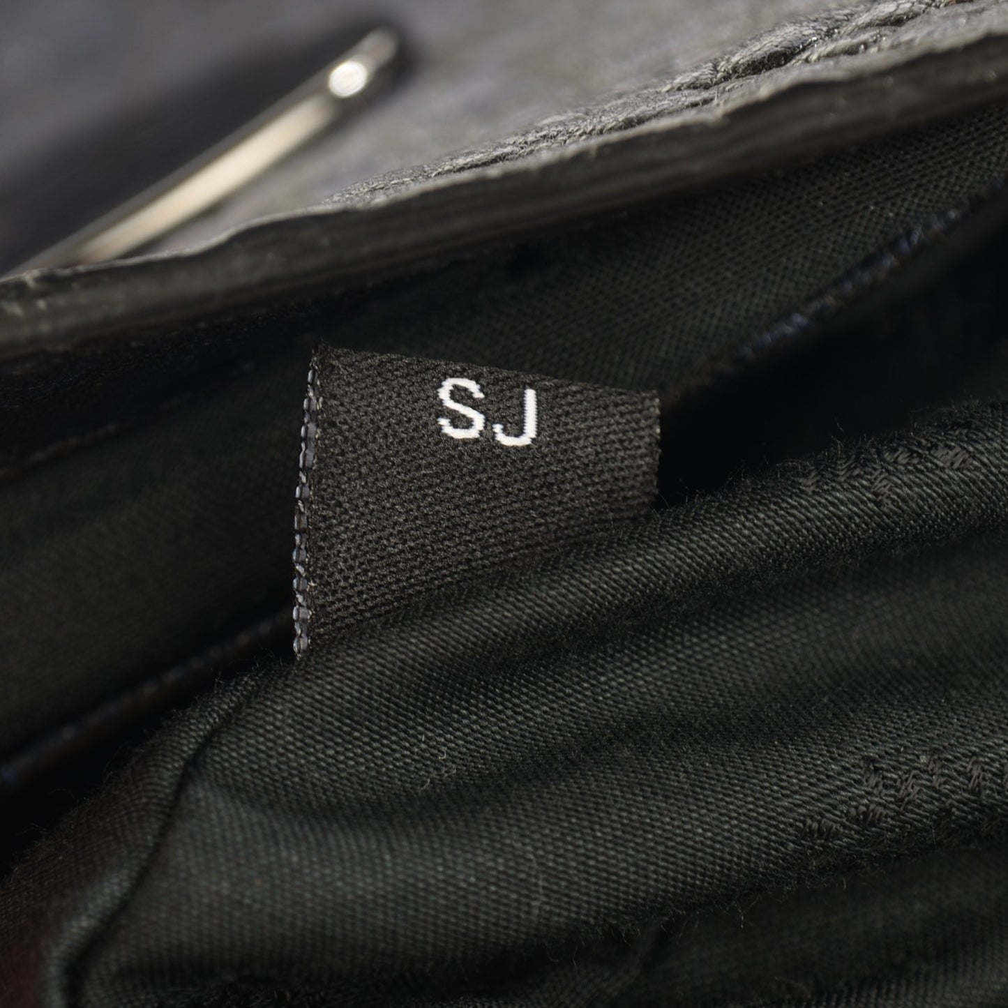 Shrunken Calfskin Medium Alexa