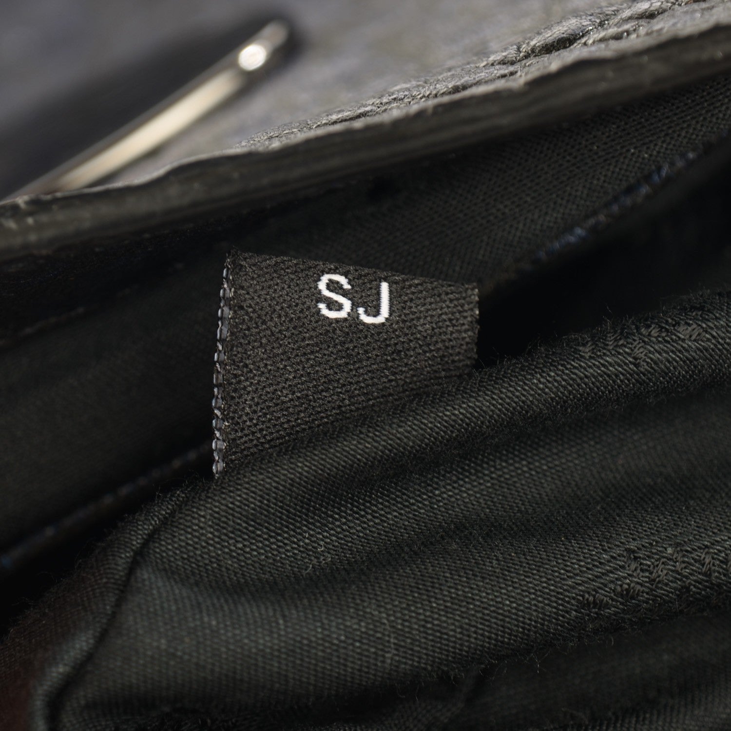Mulberry Shrunken Calfskin Medium Alexa 8 of 9