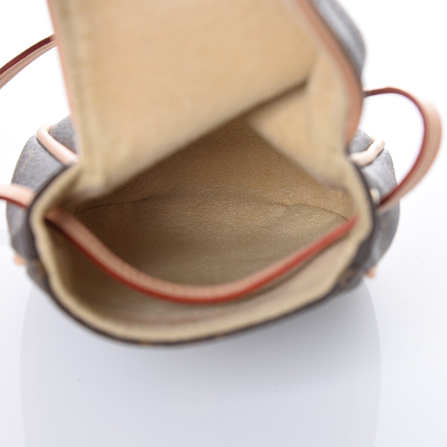 Louis Vuitton Monogram Pochette Cancun 7 of 8