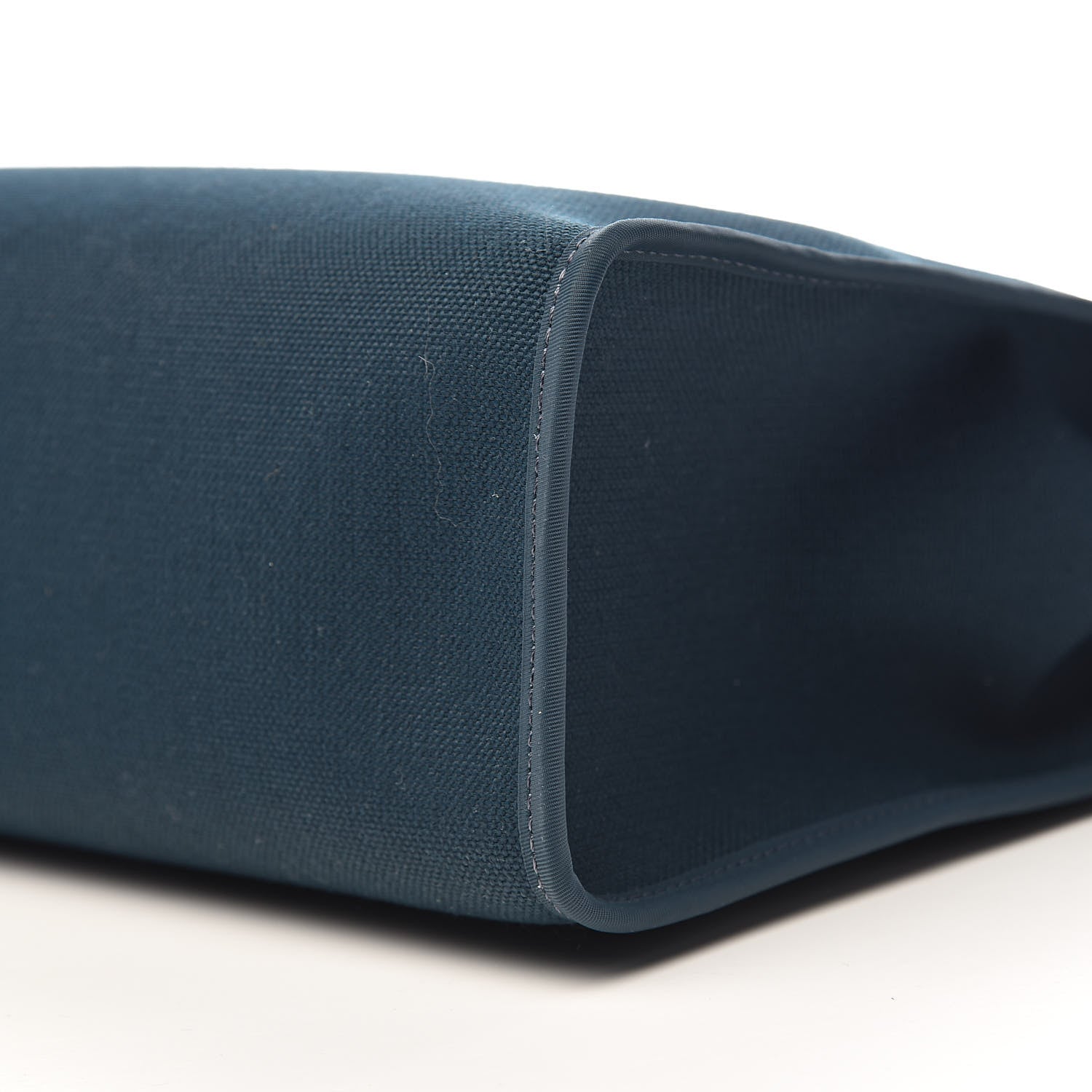 Hermes Vache Hunter Toile Herbag Zip 31 PM Bleu Nuit Bleu Ocean 12 of 14