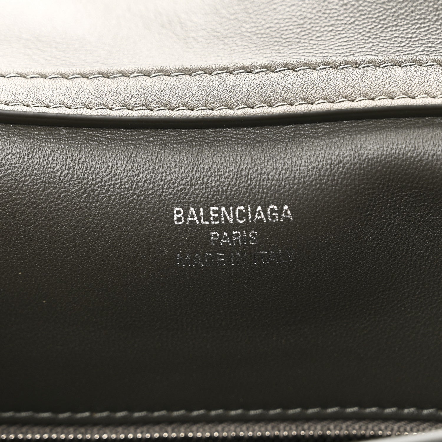 Balenciaga Natural Smooth Calfskin Medium Rodeo Top Handle Handbag Grey 6 of 10
