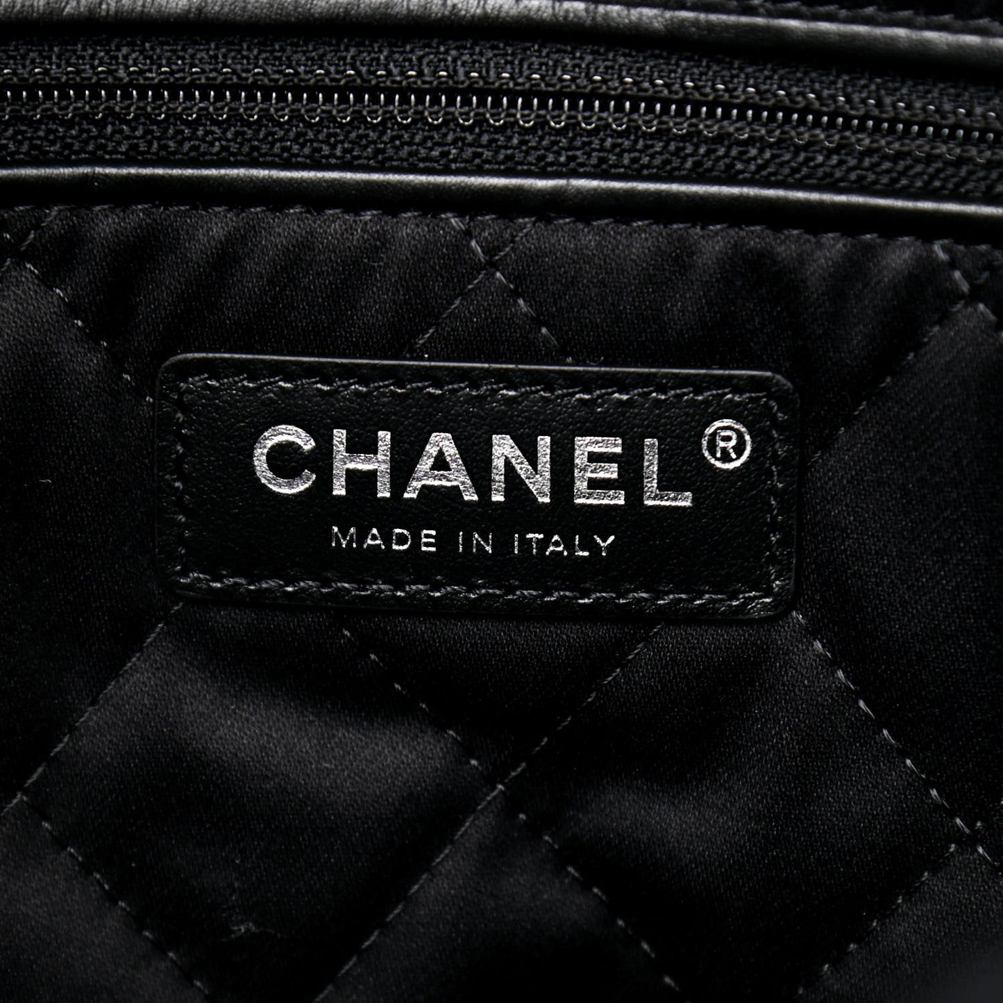 Shiny Calfskin Quilted Small Chanel 22 Black