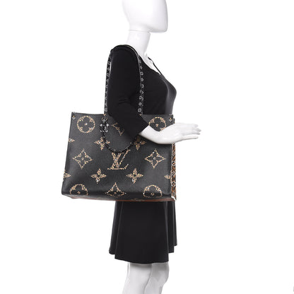 Louis Vuitton Monogram Giant Jungle Onthego GM Black 2 of 10