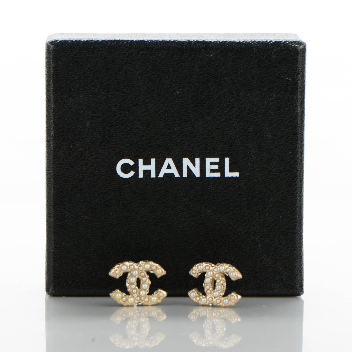 Pearl CC Earrings Light Gold