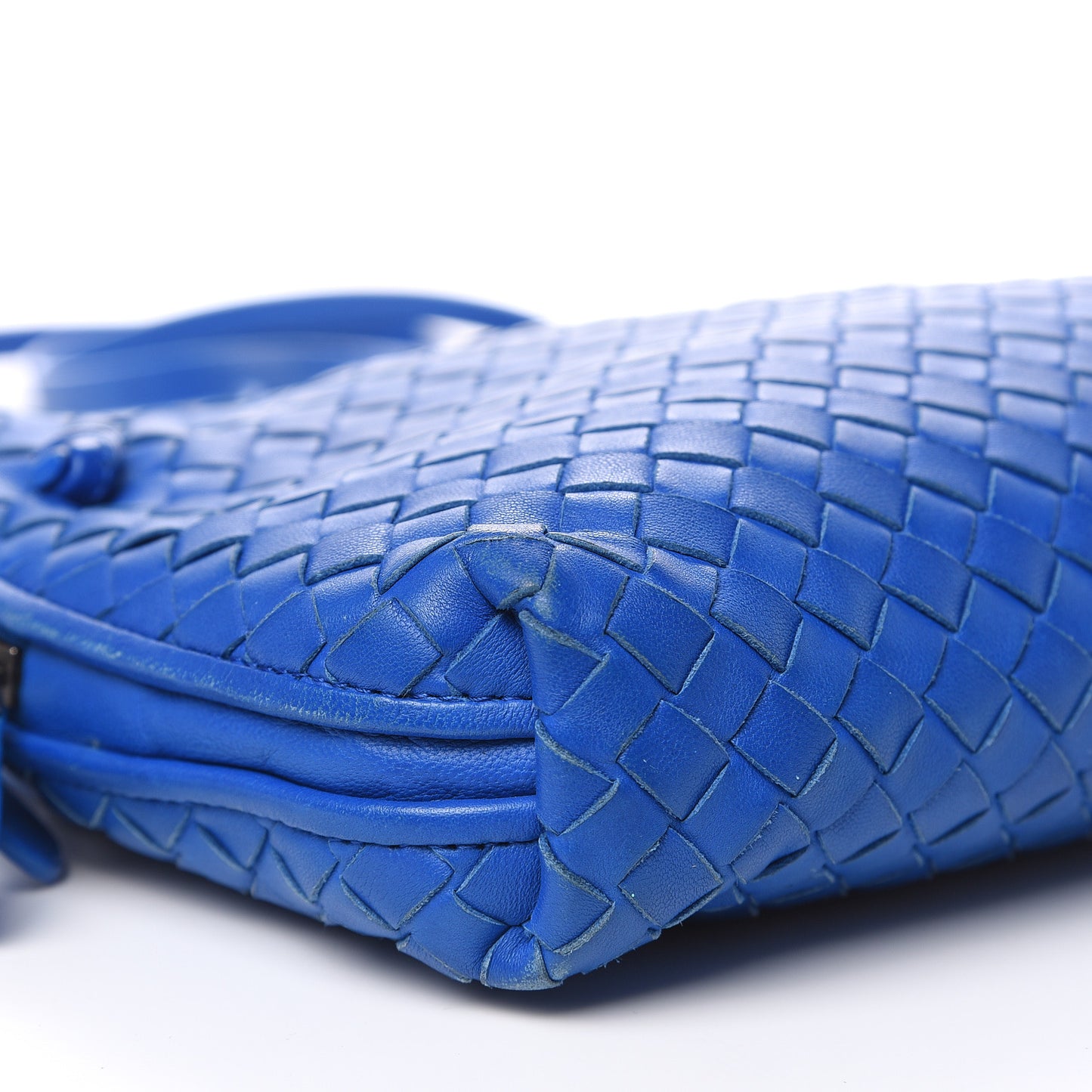 Nappa Intrecciato Nodini Crossbody Messenger Signal Blue