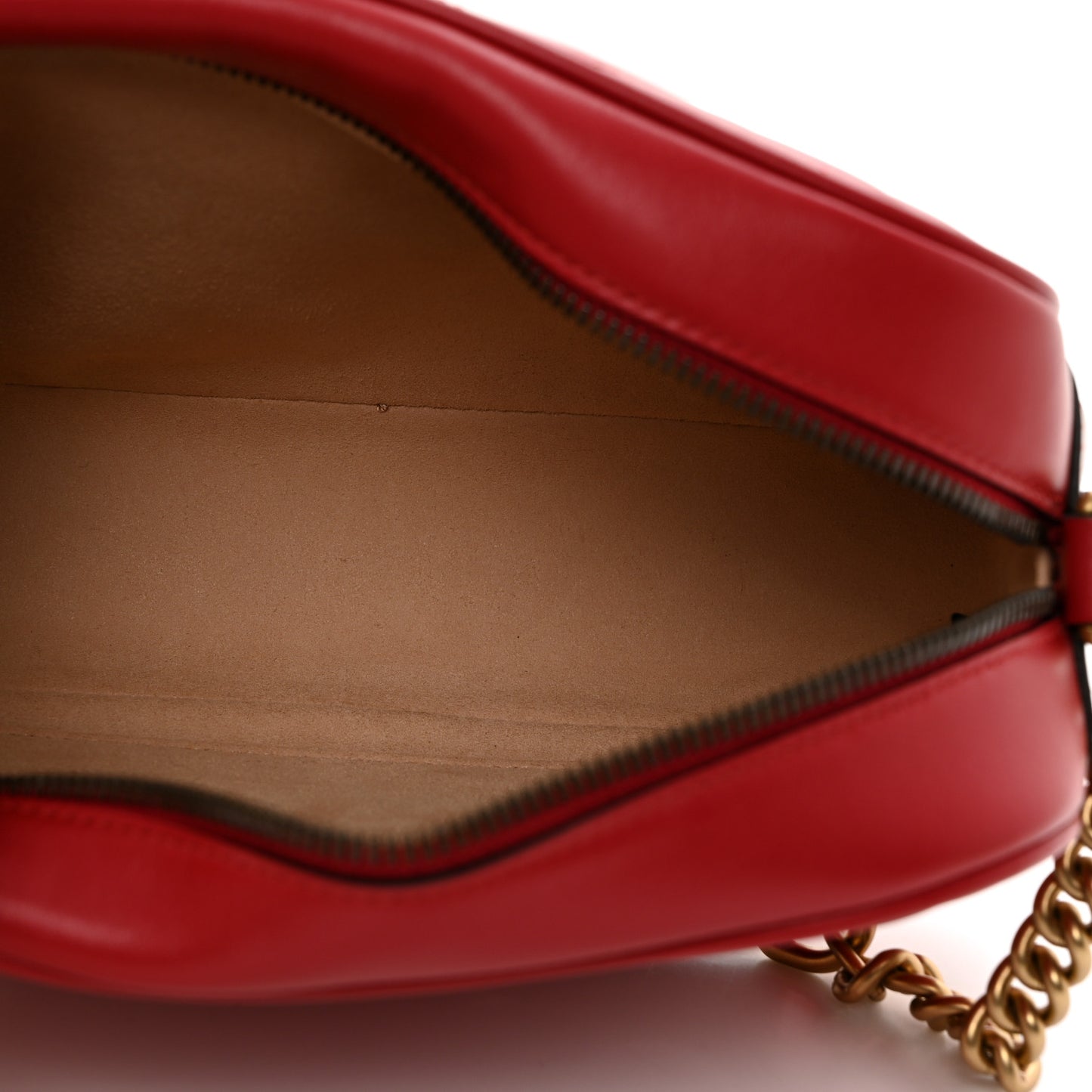Calfskin Matelasse Small GG Marmont Chain Shoulder Bag Hibiscus Red