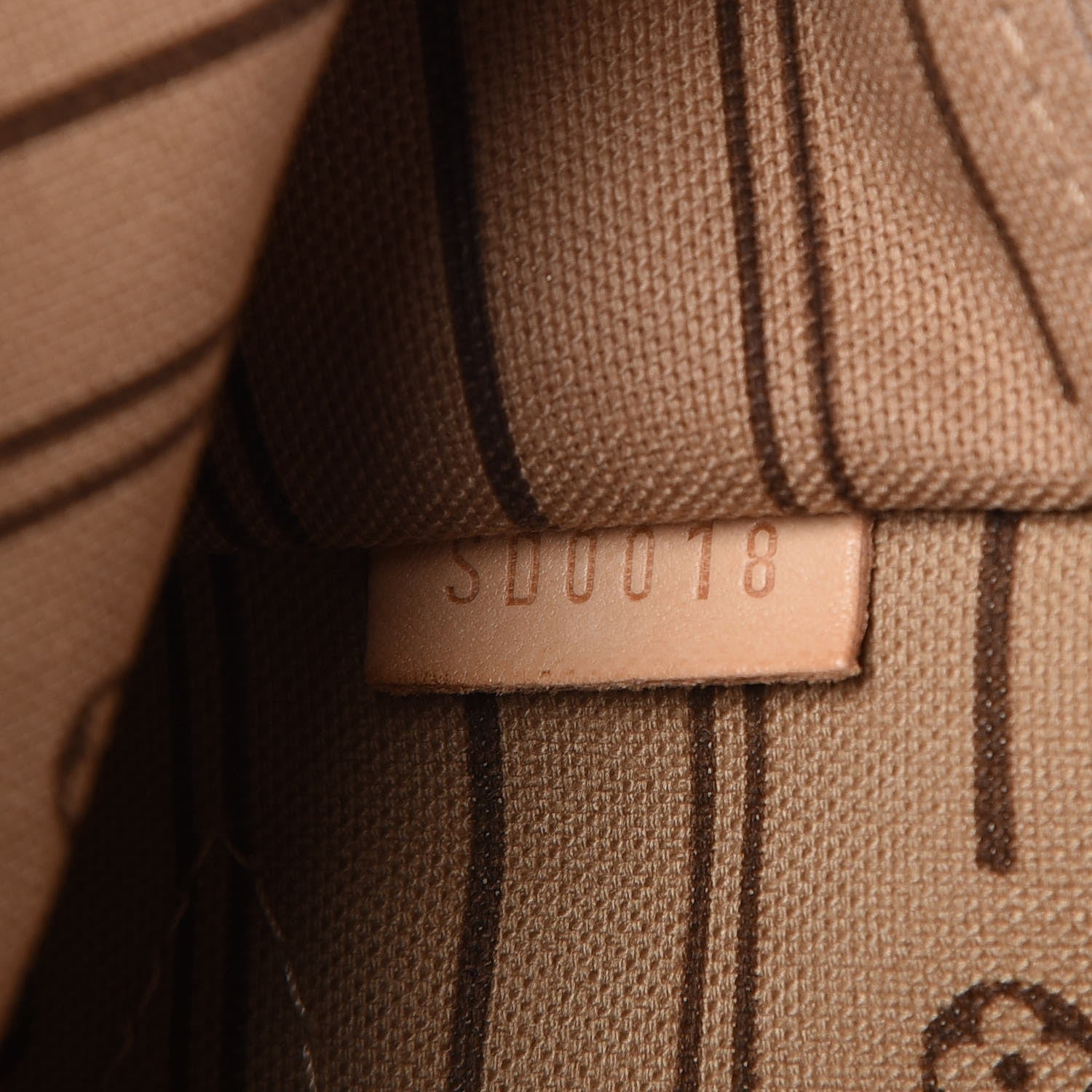 Louis Vuitton Monogram Neverfull GM 7 of 9