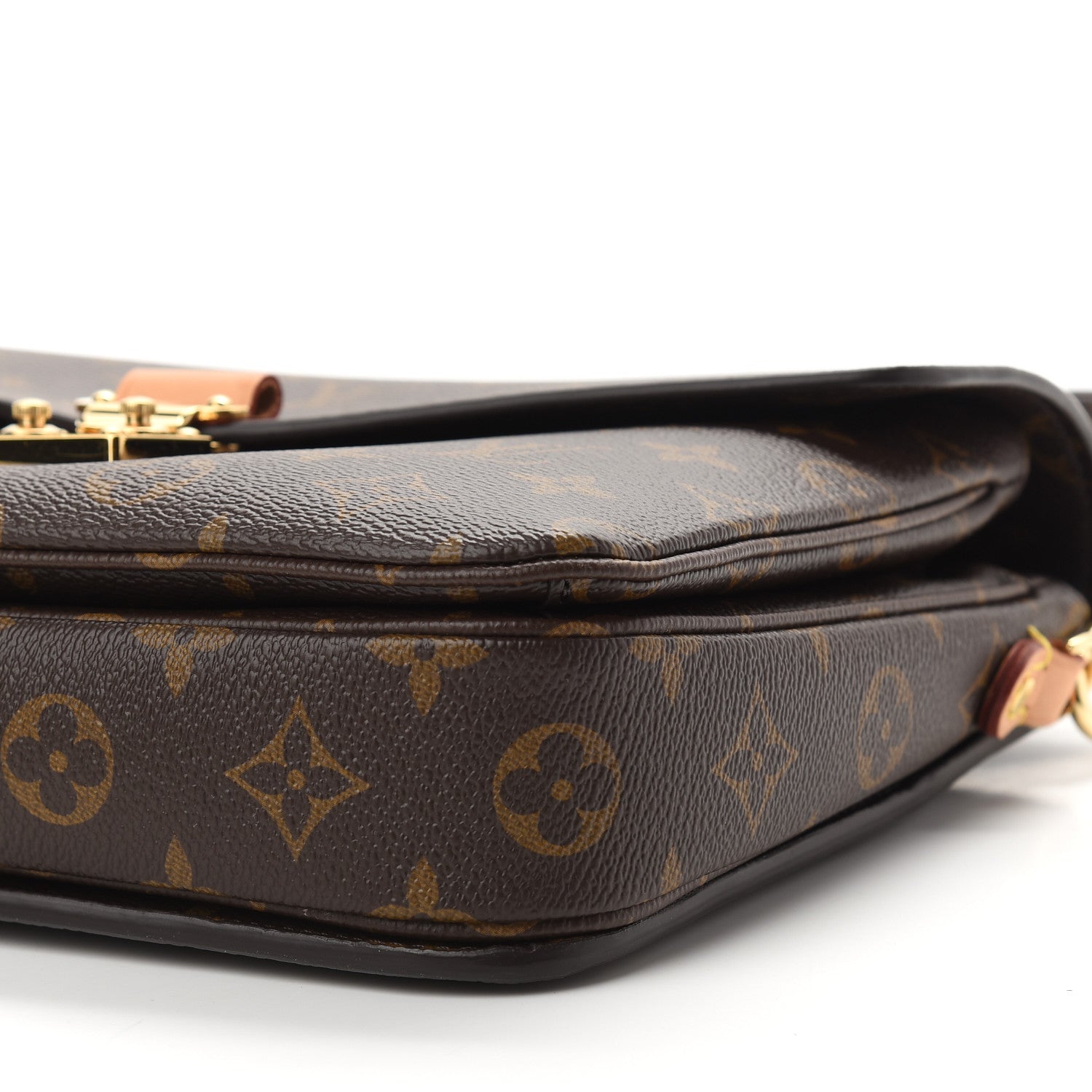 Louis Vuitton Monogram Pochette Metis 8 of 8