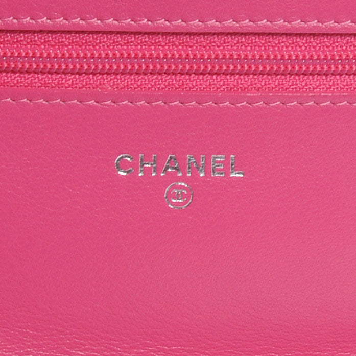 Patent Wallet on Chain Pink