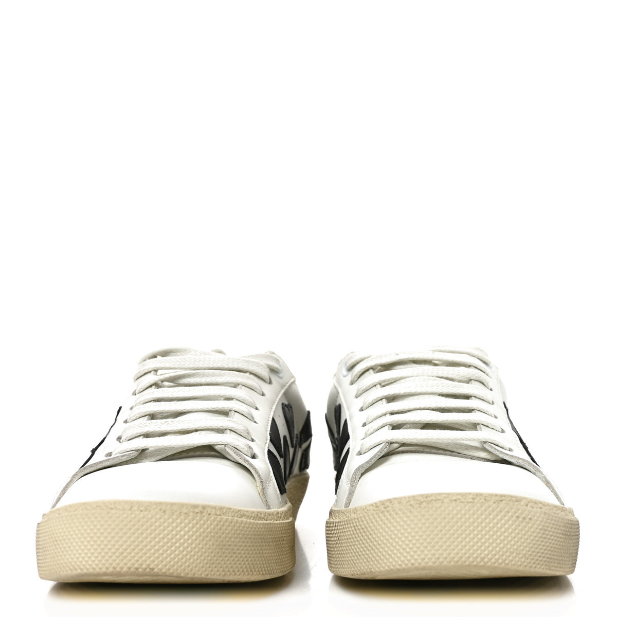 Calfskin Heart Court Classic Sneakers 38 White Black