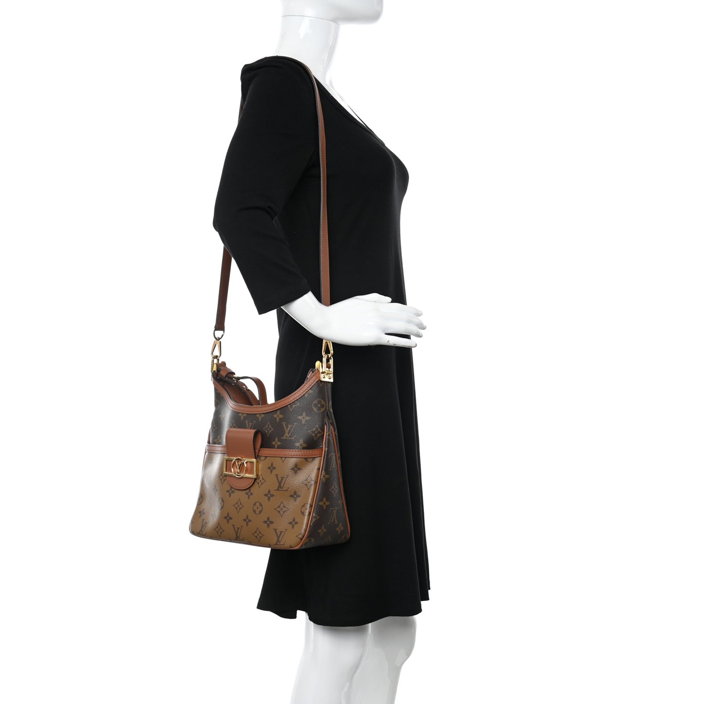 Reverse Monogram Dauphine Hobo PM