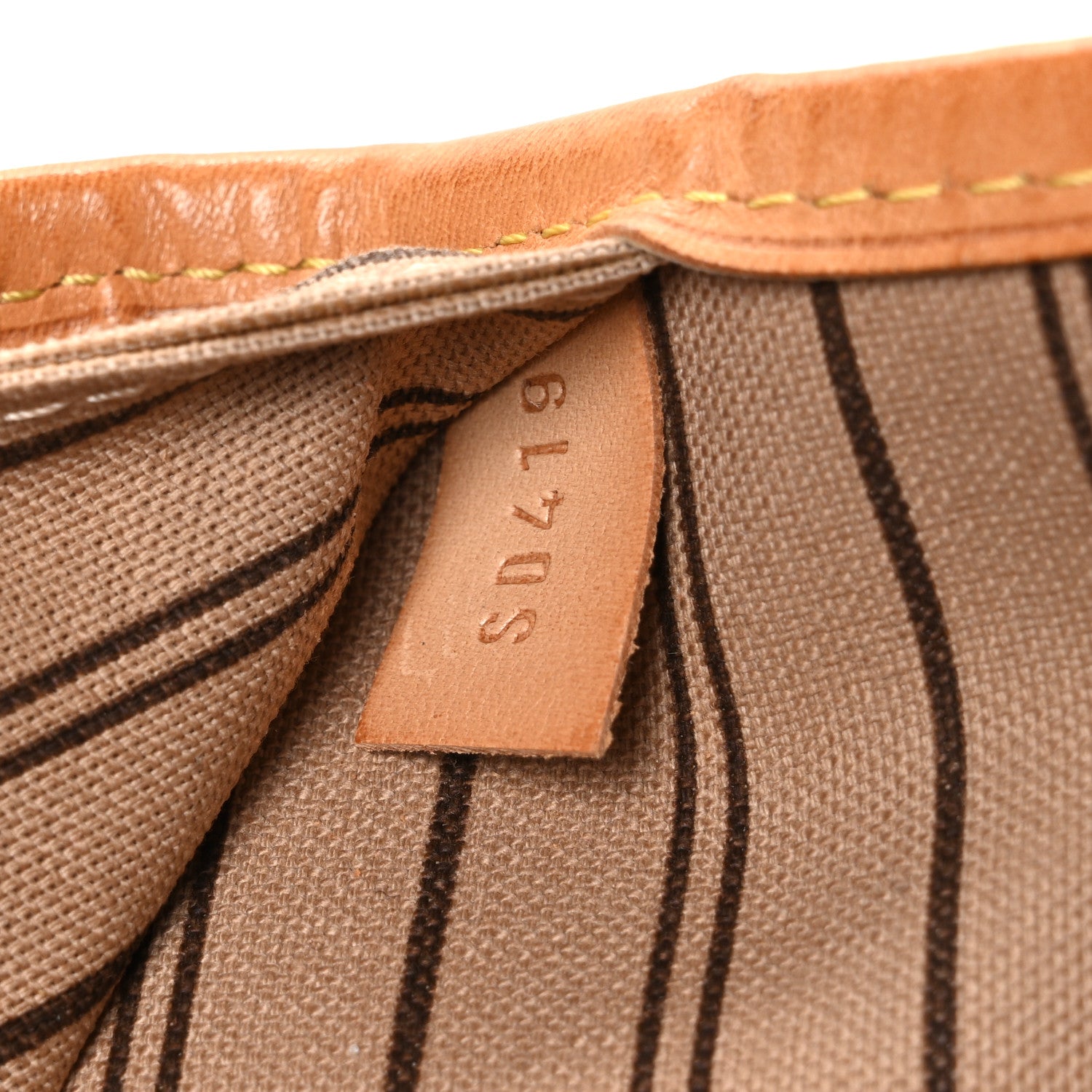 Louis Vuitton Monogram Neo Neverfull MM 7 of 15