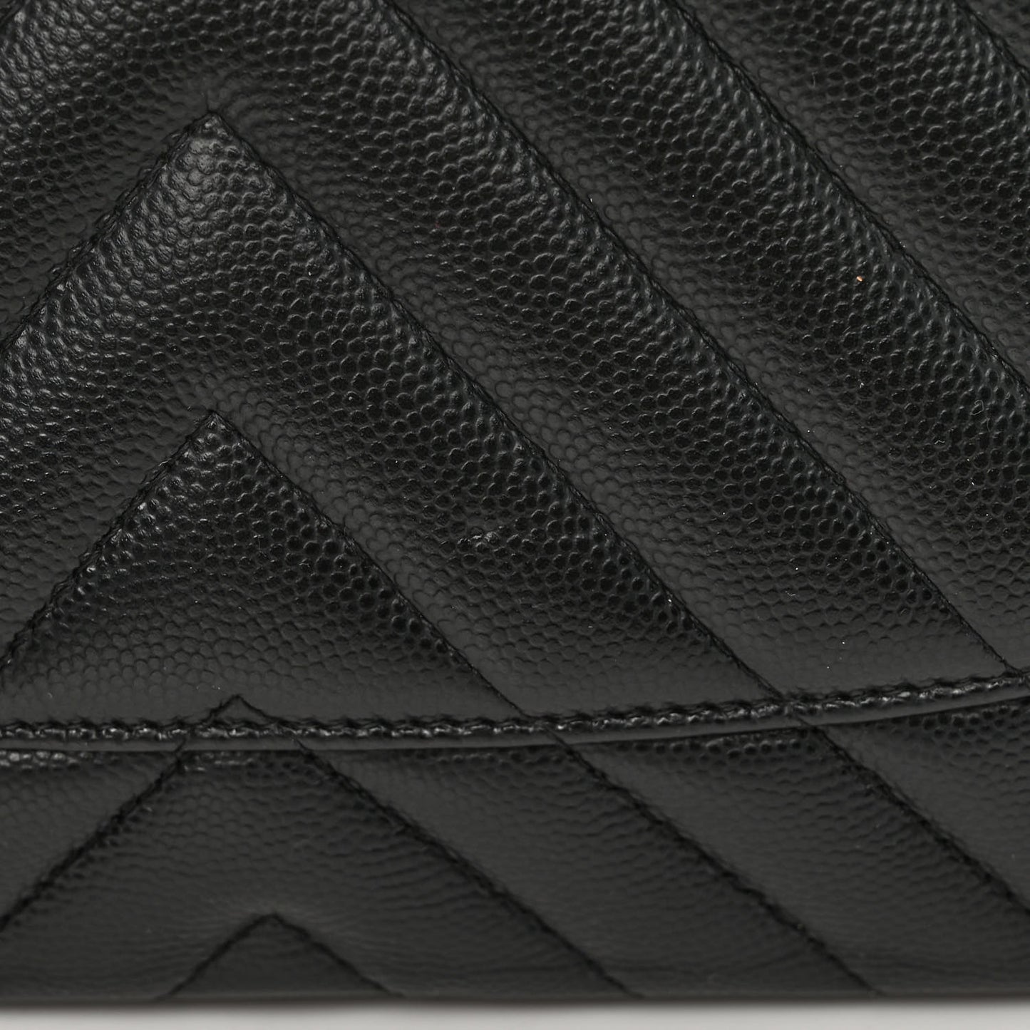 Iridescent Caviar Chevron Quilted Jumbo Double Flap Black